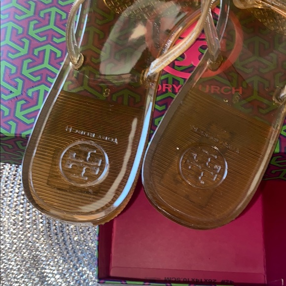 Tory Burch Gold and Cream jelly with Intricate Medallion - Picture 10 of 10